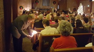 2015_GPBC Christmas Eve-Right-Candles5